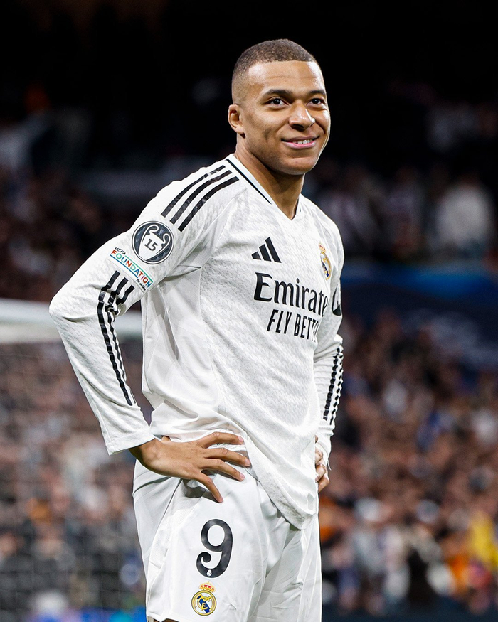 打进生涯意杯首球，皮奥成为国米队内首位四项赛事破门的球员