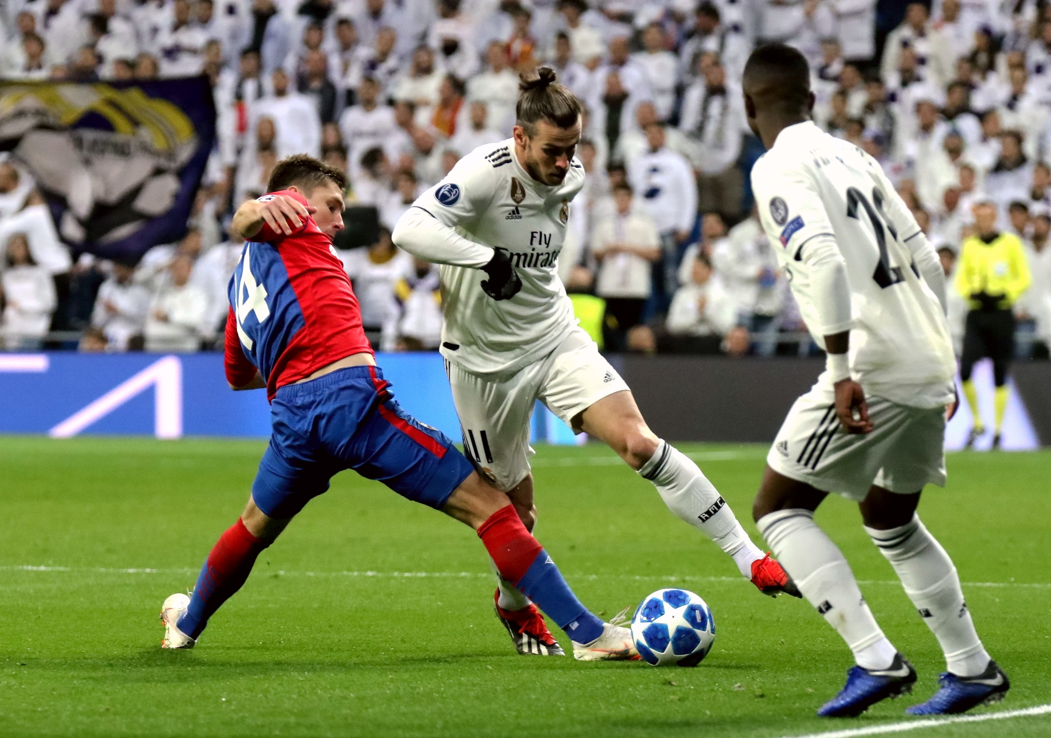 梅西加盟前迈阿密国际为垫底球队，加盟后2年半夺得3座冠军