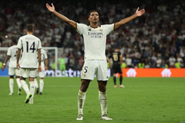 东契奇第三节单节轻取12分，三节得分来到30分