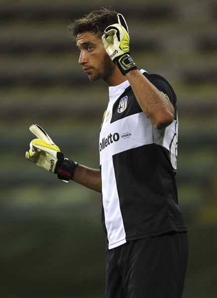 篮球CBA球队发布新赛季口号，目标直指冠军