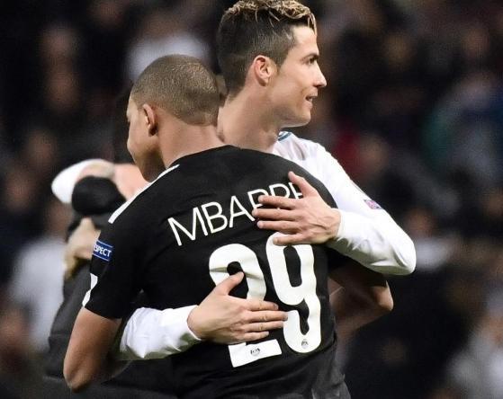 记者提问美国缺乏固定球员，波切蒂诺：谁是固定球员？哪位